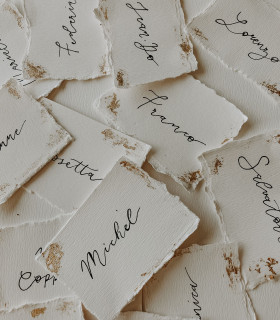 Marque-places calligraphiés à la main & Feuille d'Or
